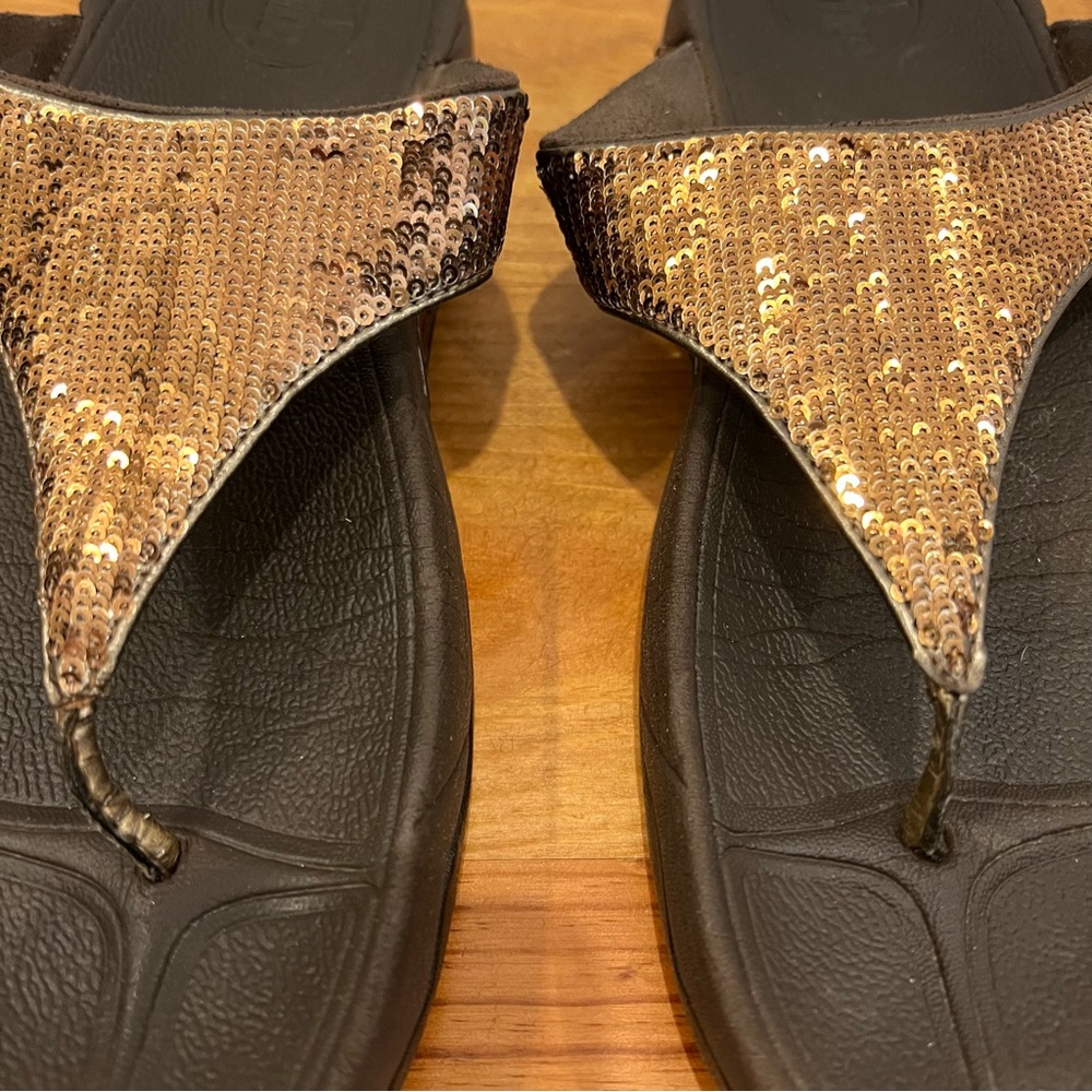 FitFlop Electra Bronze Toe Post Sandals Womens 9 Metallic Sequins Comfort - Picture 3 of 12